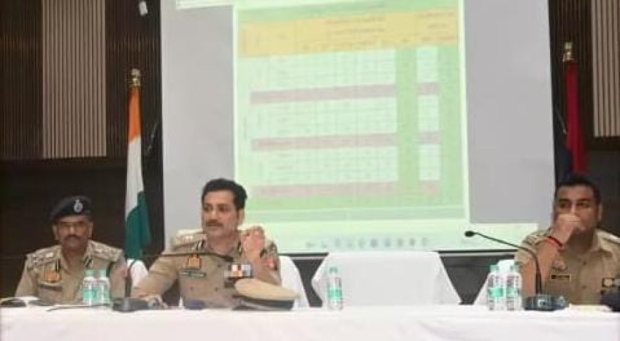 वाराणसी : विवेचनाओं के निस्तारण में लापरवाही पर होगी कार्रवाई, पुलिस आयुक्त ने समीक्षा बैठक में मातहतों के कसे पेंच, दिए निर्देश