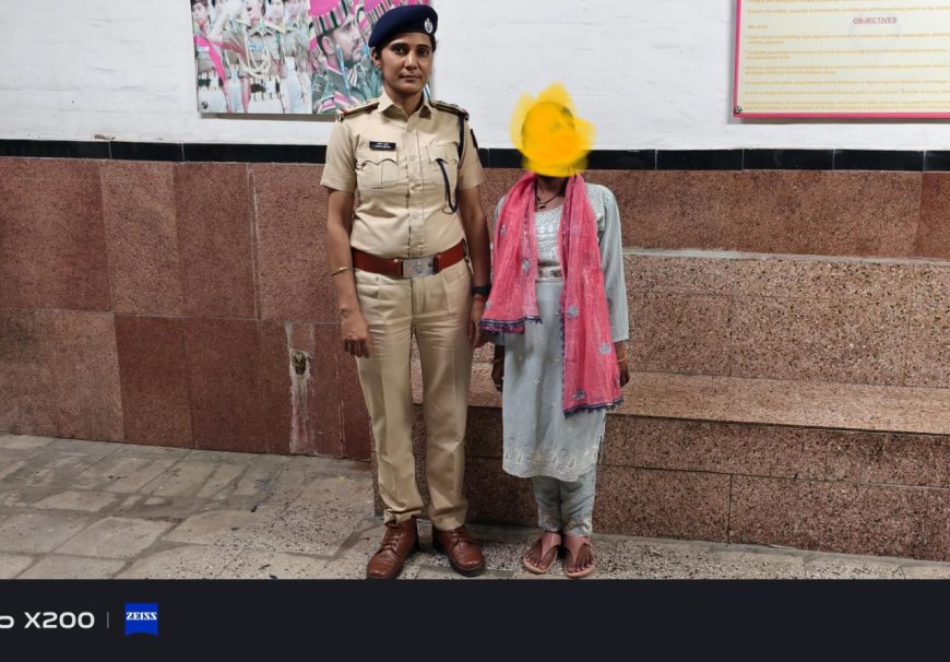डीडीयू जंक्शन पर मिली बेसहारा बालिका, आरपीएफ ने चाइल्ड लाइन को सौंपा