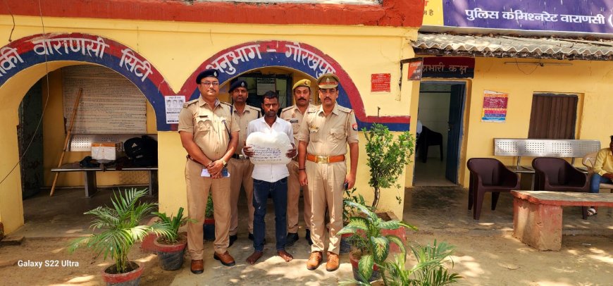 तेजतर्रार महिला प्रभारी निरीक्षक भुनेश्वरी मलिक का गुड वर्क, रेलवे पुलिस ने गांजे के साथ बिहार राज्य के गोपालगंज जिले के विजयीपुर अशोक गुप्ता किया गिरफ्ता