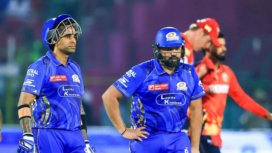 IPL News : मुंबई इंडियंस के लिए प्लेऑफ की राह मुश्किल, लीग स्टेज में टॉप-3 टीमों से मिली हार बनी चिंता का सबब