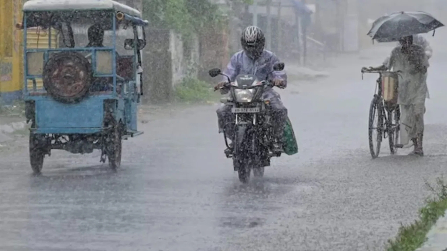 Maharashtra News : महाराष्ट्र में बारिश का कहर जारी, 107 साल का रिकॉर्ड टूटा, दिल्ली में उमस, उत्तर भारत में आंधी-बारिश का अलर्ट