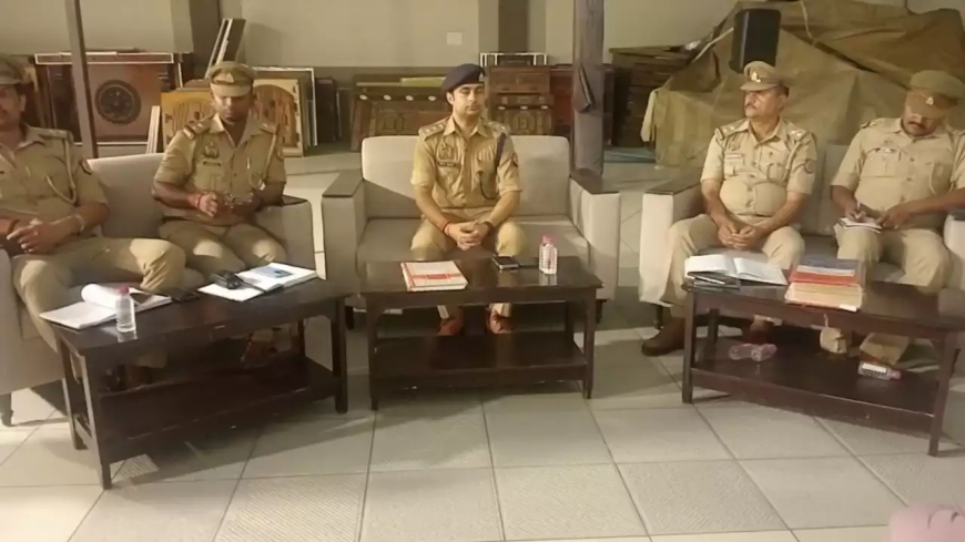 UP News : बकरीद पर वाराणसी पुलिस सतर्क, संवेदनशील इलाकों और सोशल मीडिया पर कड़ी निगरानी