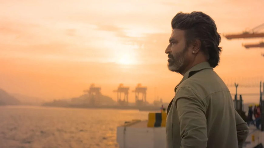 पर्दे पर टक्कर से पहले ही 'कुली' ने भरी हुंकार, रिलीज से पहले कमाए इतने करोड़!