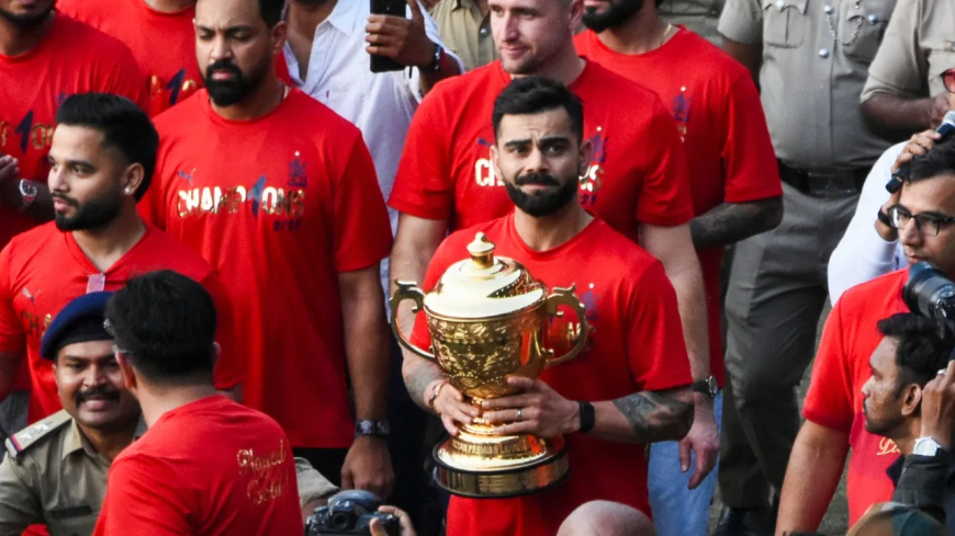 बेंगलुरु भगदड़ के बाद #ArrestKohli सोशल मीडिया पर ट्रेंड, फैंस में आक्रोश; जानें क्या है पूरा मामला