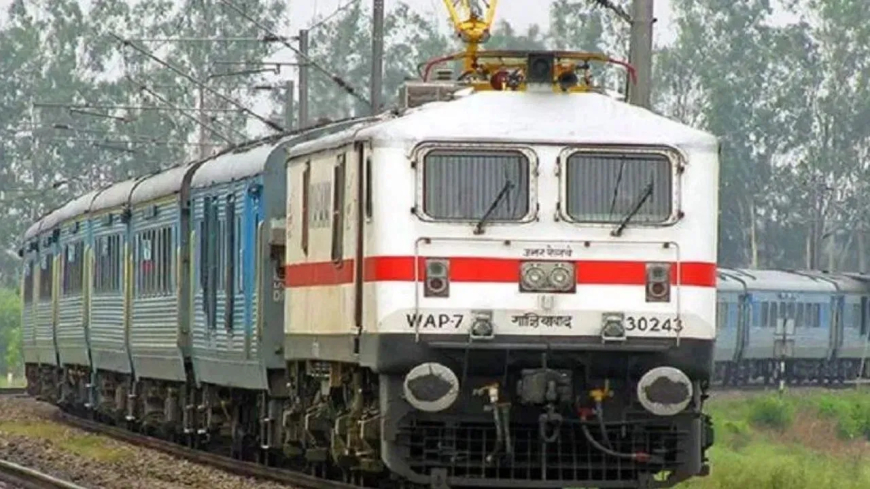 भारतीय रेलवे का नया नियम: 1 जुलाई से IRCTC टिकट बुकिंग के लिए आधार और OTP अनिवार्य