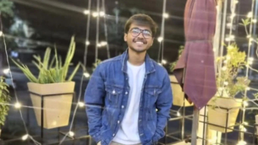 अहमदाबाद प्लेन क्रैश: रामनगरी अयोध्या का होनहार छात्र अक्षत जायसवाल गंभीर रूप से घायल, आईसीयू में भर्ती