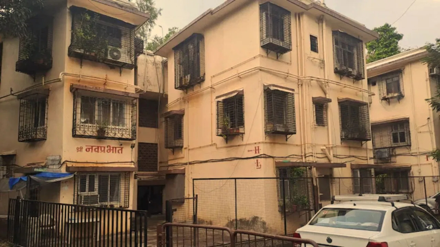 अहमदाबाद प्लेन क्रैश के बाद मुंबई के विले पार्ले की सोसायटी में दहशत: 'हमें हाईराइज में नहीं, यहीं उतनी ही मंजिल की बिल्डिंग चाहिए'