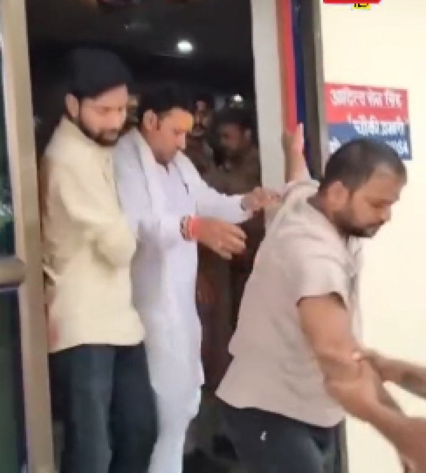 वाराणसी में चौकी प्रभारी का वीडियो वायरल: अधिवक्ता को पीटते हुए दिखे सोयेपुर चौकी इंचार्ज; अधिवक्ताओं में रोष, कार्रवाई की मांग