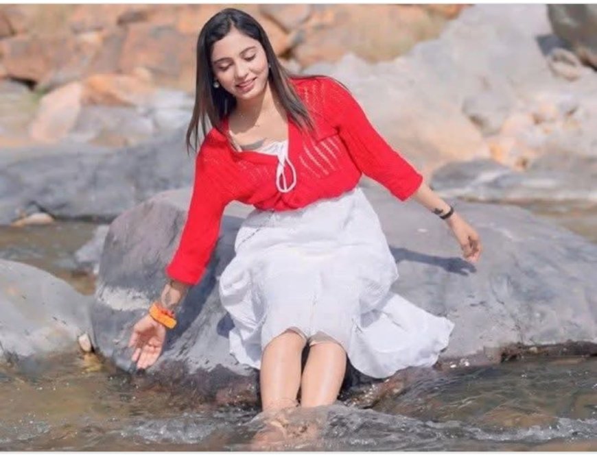 हरियाणा के सोनीपत में मशहूर मॉडल शीतल @सिम्मी चौधरी की गला रेतकर हत्या कर दी गई!