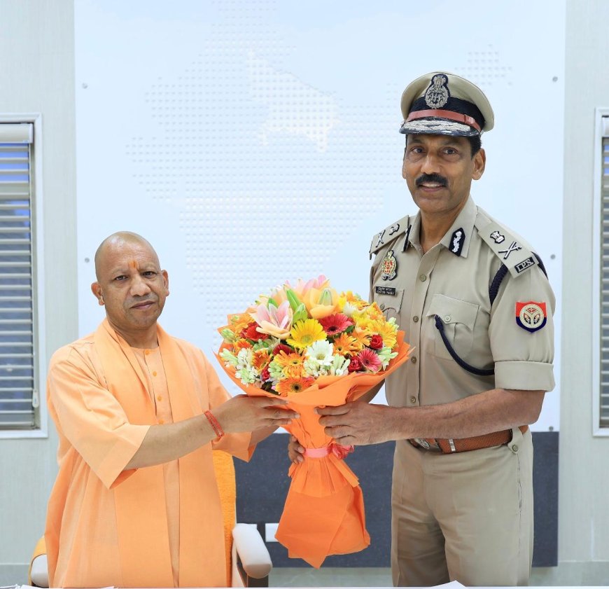 DGP टेलीकॉम आशुतोष पांडेय ने CM योगी से की शिष्टाचार भेंट