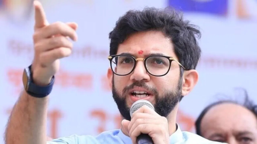 महाराष्ट्र में भाषा विवाद: आदित्य ठाकरे का BJP पर तीखा हमला, बोले- 'मराठी संस्कृति को दबाया जा रहा है'