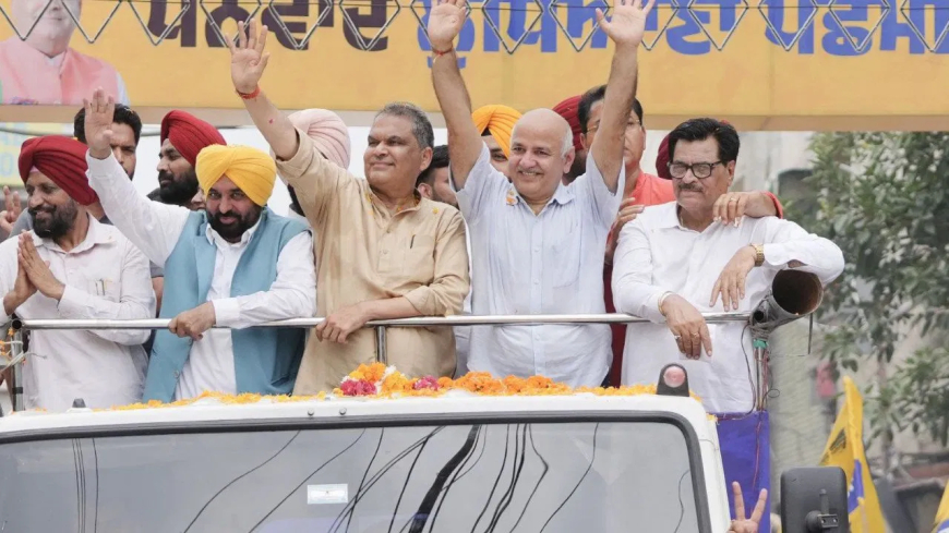 लुधियाना पश्चिम उपचुनाव में 'आप' की जीत: सीएम मान और सिसोदिया ने किया रोड शो, बोले - "पंजाब में रॉकेट की स्पीड से करेंगे काम"