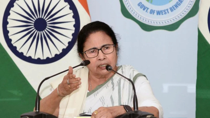 ये NRC से भी खतरनाक': चुनाव आयोग पर क्यों भड़कीं सीएम ममता बनर्जी?