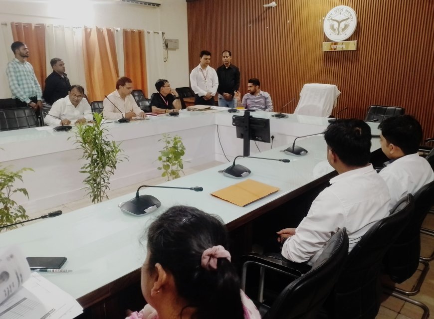 आयुष्मान भारत योजना: वाराणसी में CDO ने दिए सख्त निर्देश, 'लाभार्थियों को मिले नियमानुसार इलाज, वरना मान्यता रद्द'