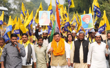 यूपी सबसे ज्यादा बेरोजगारों वाला राज्य... 'रोज़गार दो' पदयात्रा में संजय सिंह का भाजपा सरकार पर बड़ा हमला, कहा- जातीय भेदभाव प्रगति में बाधा