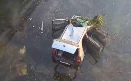 लखीमपुर शारदा नहर हादसा: शादी के बाद मातम! ढखेरवा हाईवे पर शारदा नहर में गिरी कार, गेट लॉक होने से 5 लोगों की दर्दनाक मौत