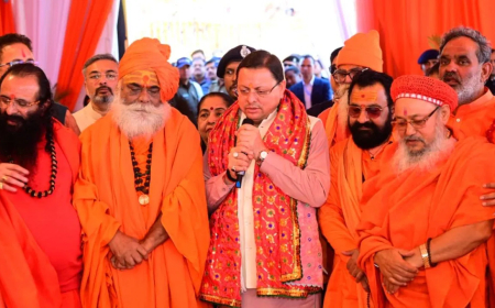हरिद्वार कुंभ 2027 धामी संतों से विचार-विमर्श: गंगा तट पर CM धामी ने किया 2027 कुंभ स्नान की तिथियों का ऐलान, बोले- 'संतों के मार्गदर्शन से होगा भव्य आयोजन'