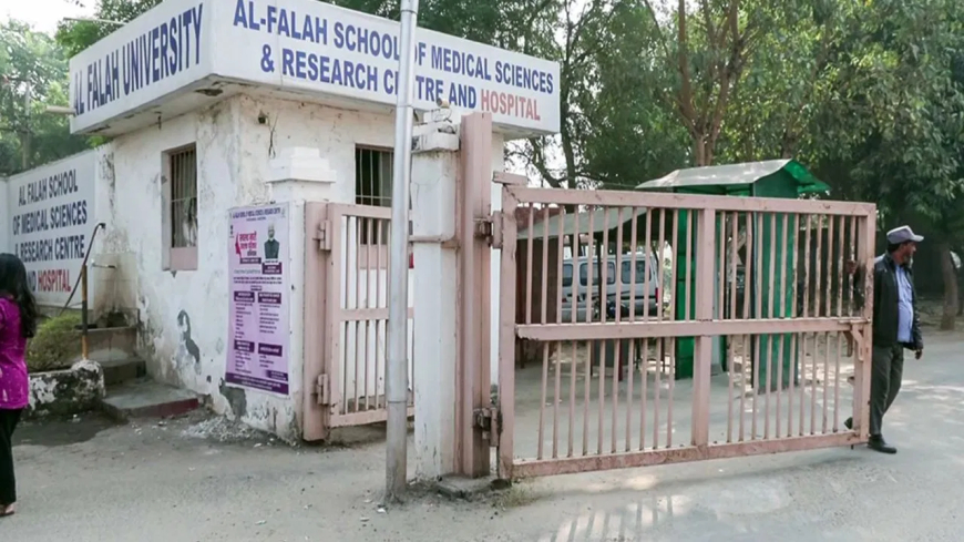 Al-Falah University ED Raid: अल-फलाह का ₹415 करोड़ का आर्थिक अपराध! ED की जांच में फंसी यूनिवर्सिटी पर फर्जीवाड़े और फीस से करोड़ों कमाने का खुलासा