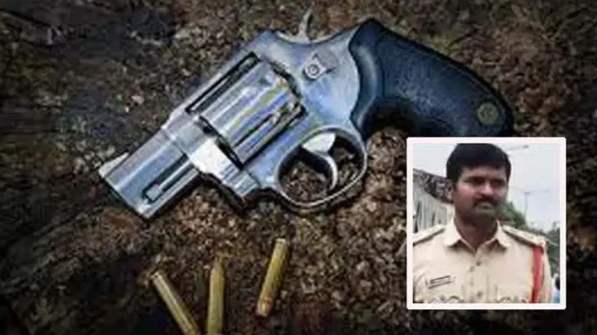 तेलंगाना SI भानु प्रकाश भ्रष्टाचार: ₹1.7 करोड़ के गोल्ड की हेराफेरी, सर्विस रिवॉल्वर भी किया गायब; ऑनलाइन बेटिंग में लाखों गंवाने वाले SI की पूरी कहानी