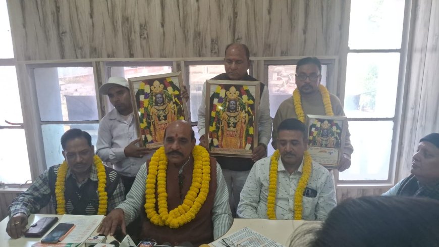 वाराणसी व्यापारी उत्पीड़न: 'व्यापारी राष्ट्र की नींव हैं, उत्पीड़न बर्दाश्त नहीं', राष्ट्रीय अध्यक्ष रमेश सिंह रघुवंशी ने दी अधिकारियों को चेतावनी