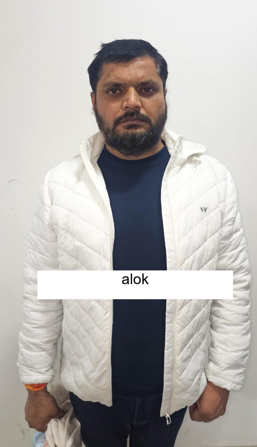 लखनऊ बर्खास्त सिपाही आलोक प्रताप सिंह: एसटीएफ ने किया गिरफ्तार, कोर्ट ने 14 दिन की रिमांड अर्जी ठुकराई; 9 दिसंबर तक भेजा जेल