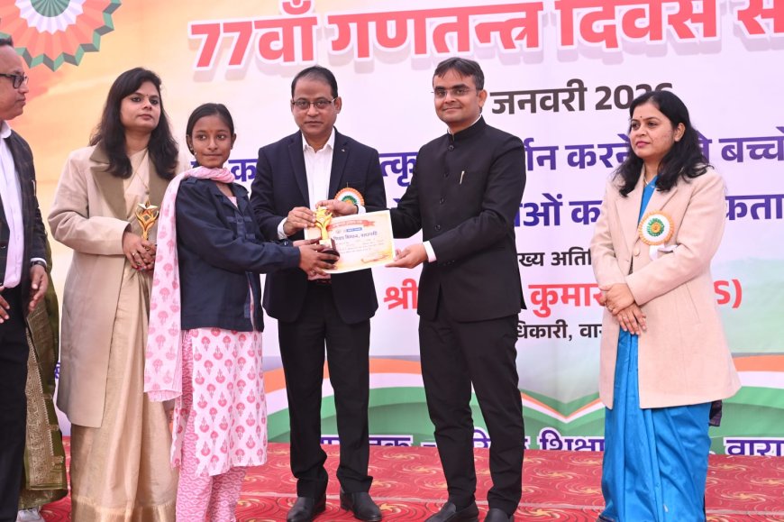 Varanasi News: 'विकसित भारत' के संकल्प के साथ क्वींस कॉलेज की बेटियों को मिली छात्रावास की सौगात; DM सत्येंद्र कुमार का जताया आभार