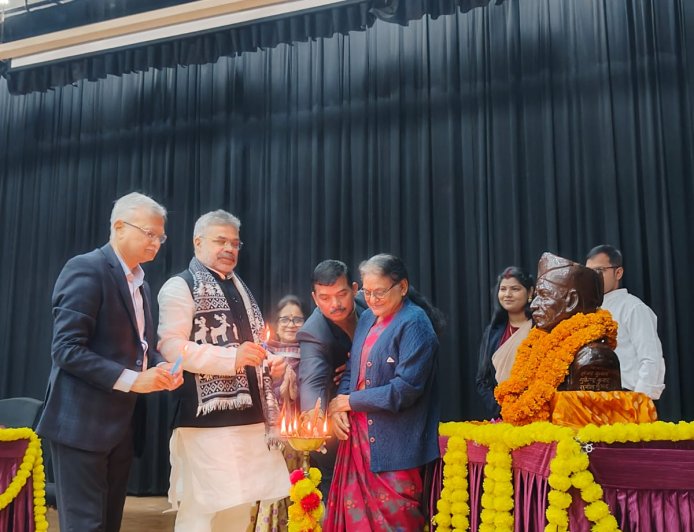 काशी हिंदू विश्वविद्यालय में ऐतिहासिक संगोष्ठी: भारतीय ज्ञान प्रणाली और कृत्रिम बुद्धिमत्ता के समन्वय पर मंथन