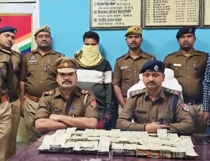 आरपीएफ-जीआरपी की संयुक्त कार्रवाई में डीडीयू स्टेशन से 16.25 लाख रुपये नकद बरामद