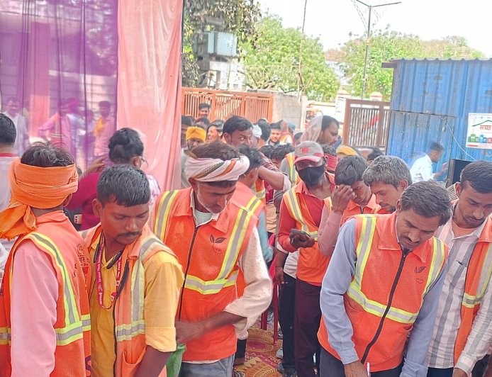 आदमपुर में स्वास्थ्य शिविर आयोजित, 210 कर्मचारियों का हुआ जांच व उपचार