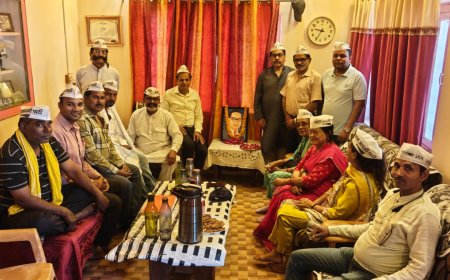 अम्बेडकर जयंती पर आप वाराणसी ने आयोजित की विचार गोष्ठी, माल्यार्पण व श्रद्धांजलि सभा