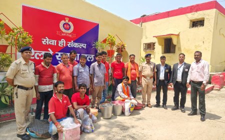 ट्रेनों में अवैध वेंडिंग पर रेलवे का सख्त अभियान, छपरा जंक्शन पर 11 अनाधिकृत वेंडर पकड़े गए