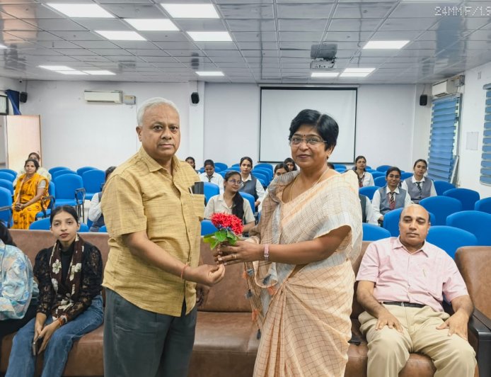 महिलाओं को आर्थिक रूप से आत्मनिर्भर बनाने पर जोर, मिशन शक्ति फेज-5 के तहत वित्तीय साक्षरता कार्यक्रम आयोजित