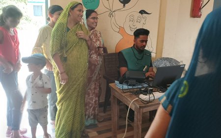 हरहुआ ब्लॉक में टीबी जांच शिविर, 95 लोगों की एआई आधारित एक्स-रे स्क्रीनिंग