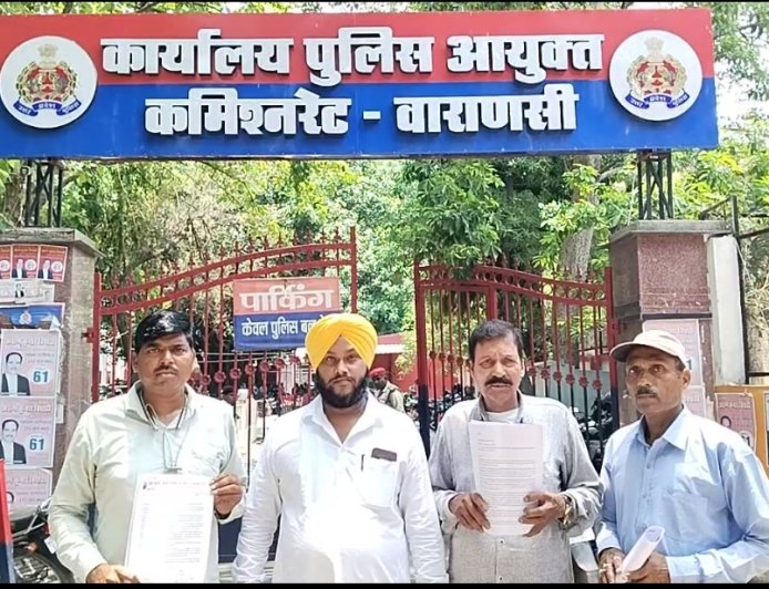 क्यूआर कोड व्यवस्था फिर लागू करने और अवैध वसूली की जांच की मांग, पुलिस आयुक्त को सौंपा गया ज्ञापन