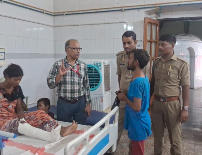 SSPG मंडलीय अस्पताल में डॉ. सिन्हा की संवेदनशीलता ने जीता मरीज का भरोसा, इलाज और व्यवहार की हुई सराहना