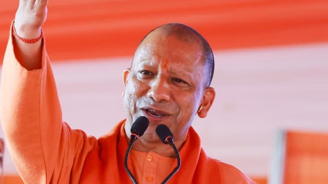 CM Yogi Azamgarh Visit: जनसभा और पौधरोपण कार्यक्रम में होंगे शामिल, डेढ़ घंटे का होगा प्रवास