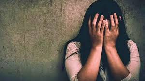 Lucknow News: जमानत पर छूटे आरोपी ने पीड़िता का फिर किया दुष्कर्म, हाथ-पैर बांधकर झाड़ियों में फेंका